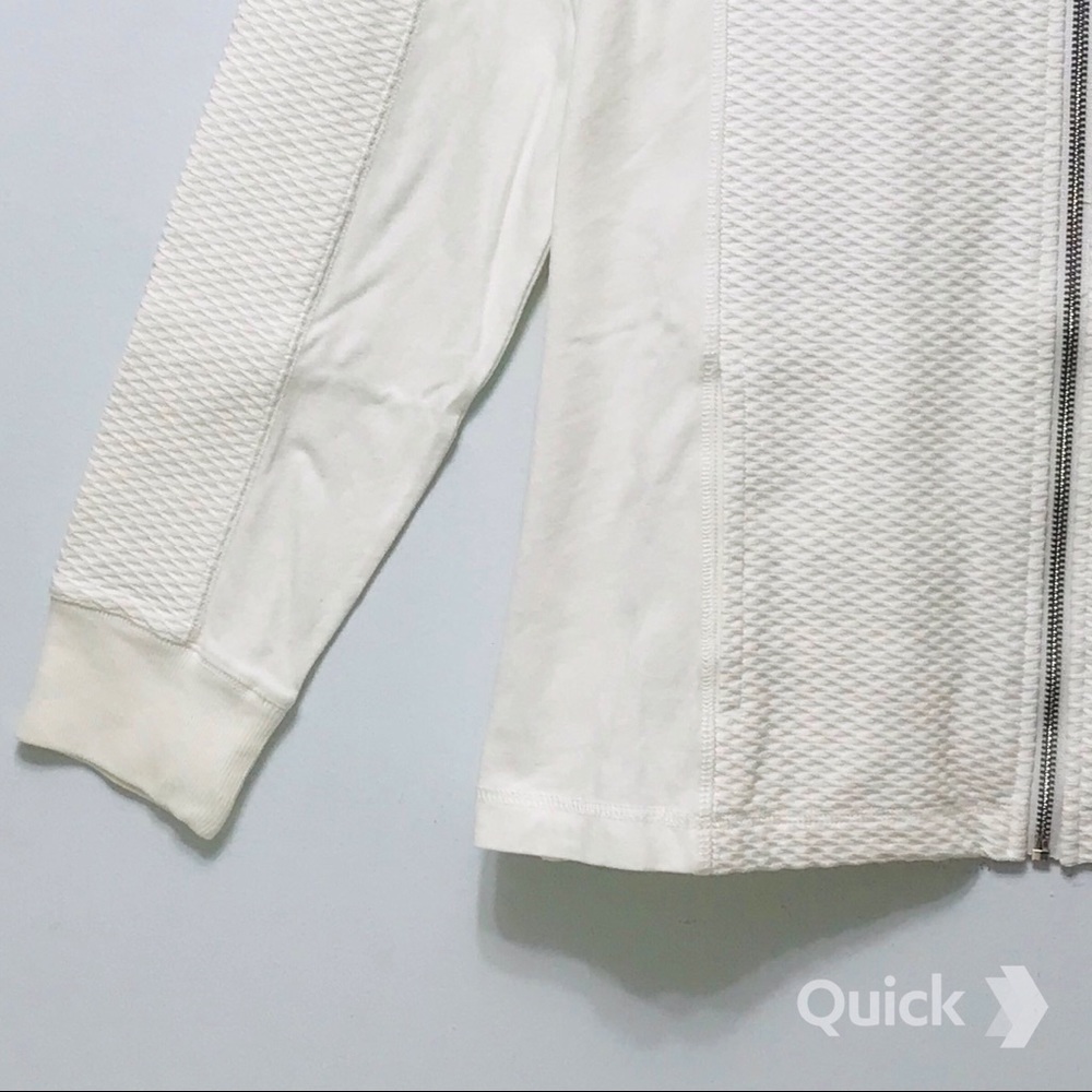 M - New Croft & Barrow Lightweight Track Jacket in Ivory - Picture 5 of 11
